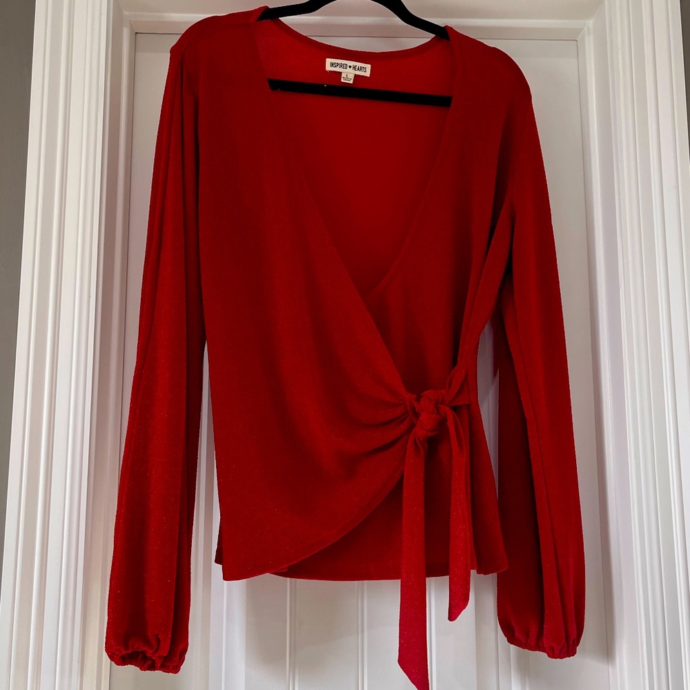 ✨✨Beautiful Women Red Blouse ✨✨